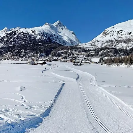 아파트 Residenza Chesa Margun 15-3 By Interhome 주를레