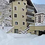아파트 Residenza Chesa Margun 15-3 By Interhome 주를레